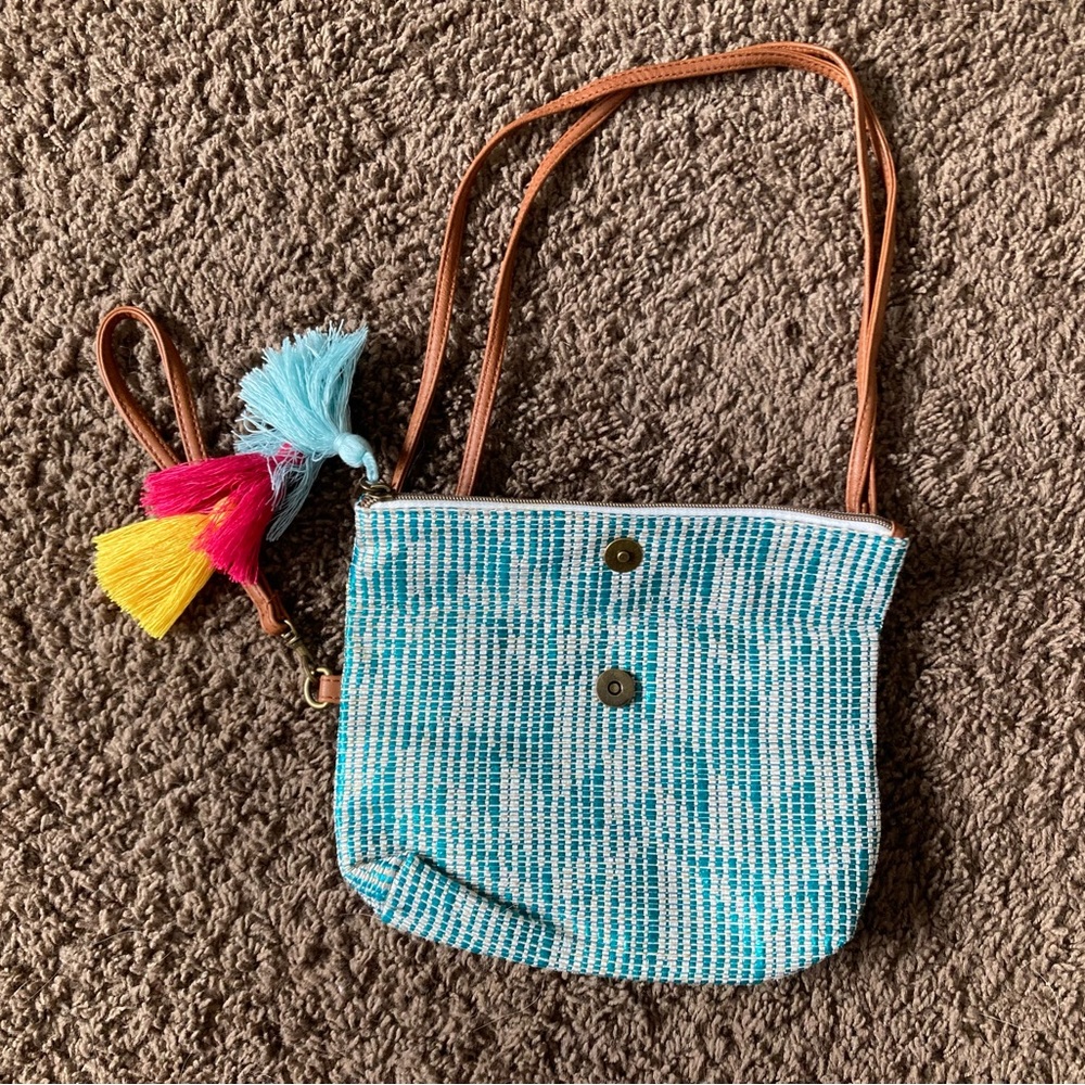 Wristlet - Picture 3 of 5